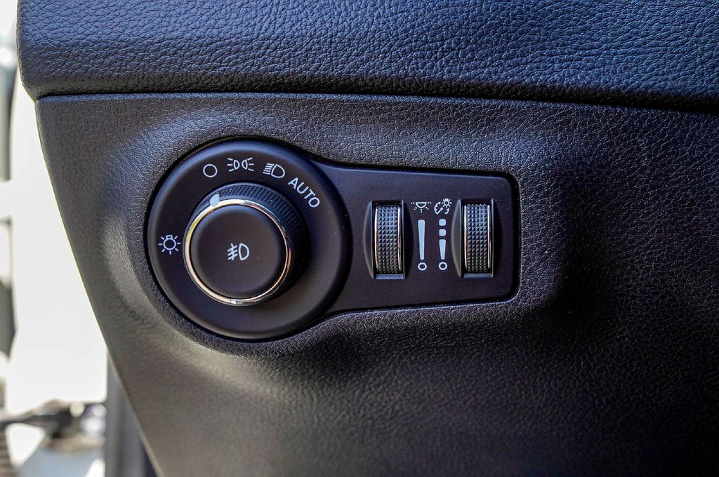Used Car 2021 Jeep Compass  Limited For Sale Under $20,000 In Taylor, Texas