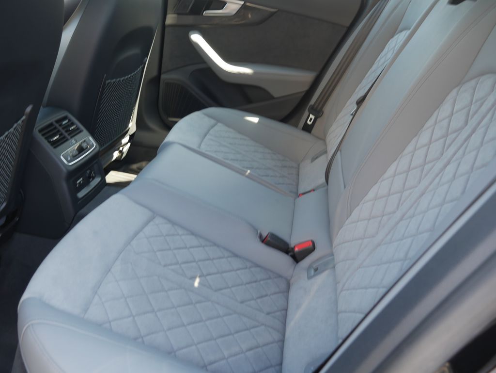 Thumbnail: 2023 Audi S5 - 20