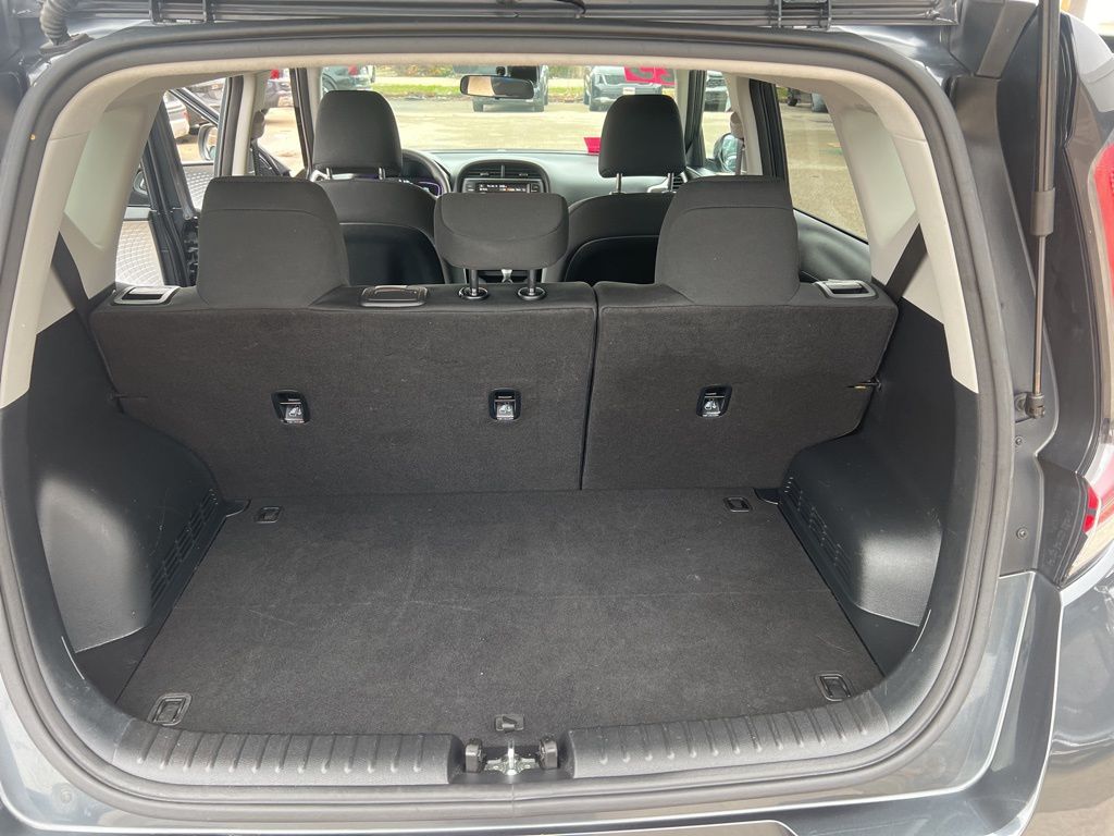 2023 Kia Soul LX photo