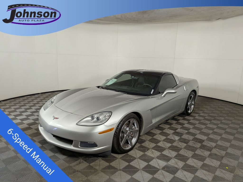 Machine Silver Metallic 2007 Chevrolet Corvette Coupe RWD Coupe Rear-Wheel Drive 6-Speed Manual