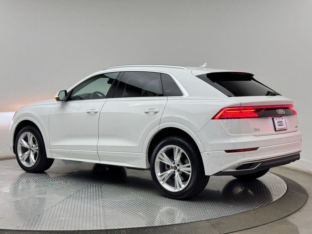 2022 Audi Q8 Premium Plus 10