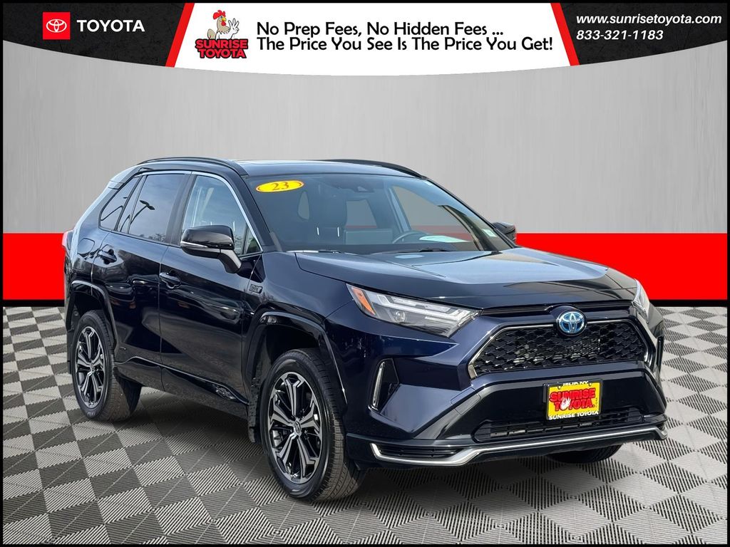 2023 Toyota RAV4 XSE's photo