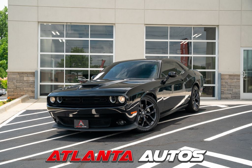 Pitch Black Clearcoat 2021 Dodge Challenger Coupe Rear-Wheel Drive 8-Speed Automatic