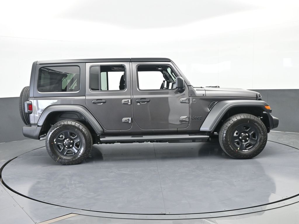 New 2026 Granite Crystal Metallic Clearcoat Jeep Sport image 7