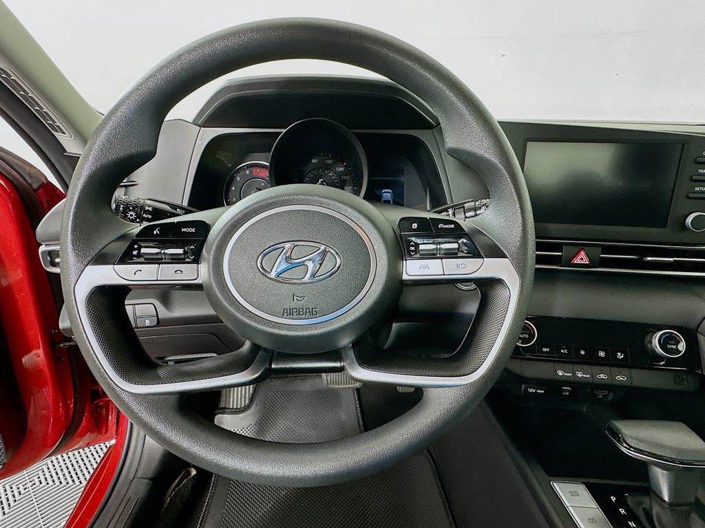 Thumbnail: 2023 Hyundai Elantra - 11