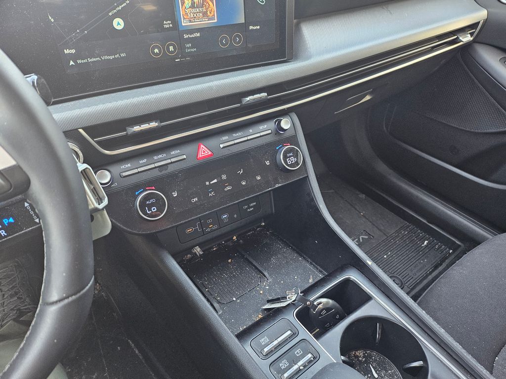 Used 2025 Blue Hyundai SEL Convenience image 32