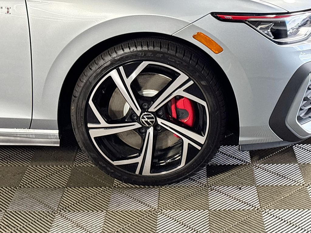 2025 Volkswagen Golf GTI 2.0T SE