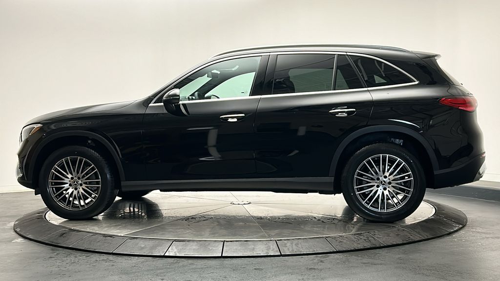 2025 Mercedes-Benz GLC 300 4