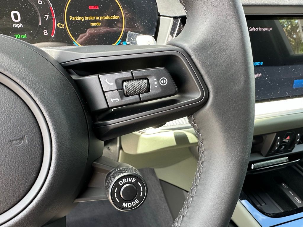 Thumbnail: 2026 Porsche Cayenne - 17