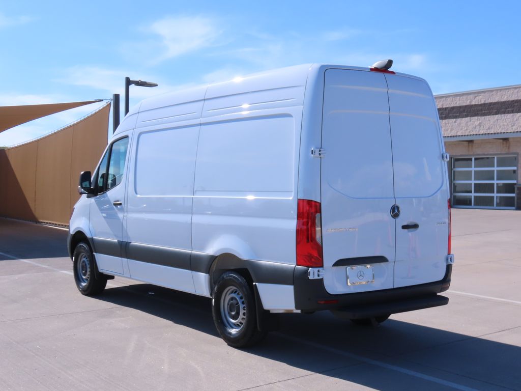 Thumbnail: 2026 Mercedes-Benz Sprinter - 7