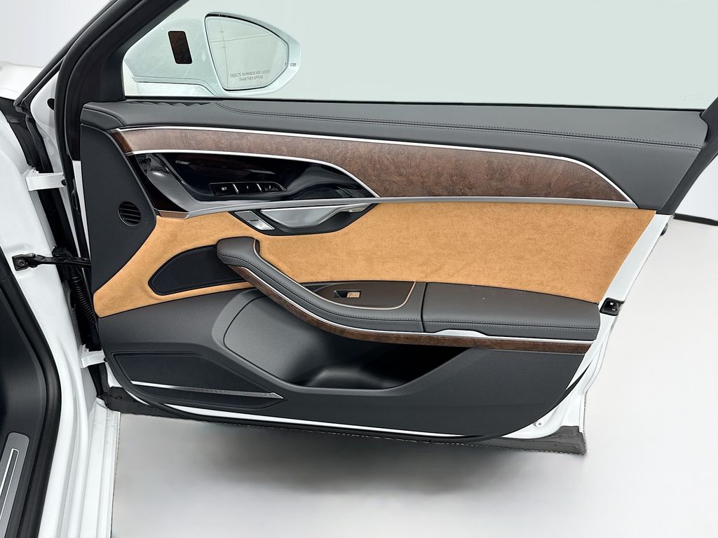 Thumbnail: 2026 Audi A8 - 25