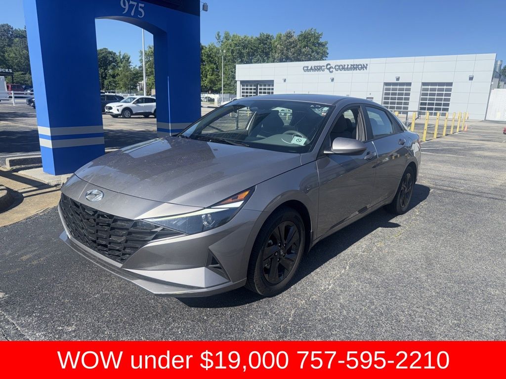 Fluid Metal 2023 Hyundai Elantra Sedan Front-Wheel Drive Continuously Variable Transmission
