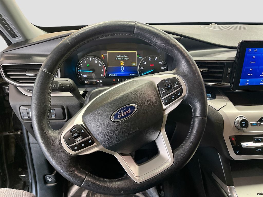 Used 2023 Black Metallic Ford XLT image 11