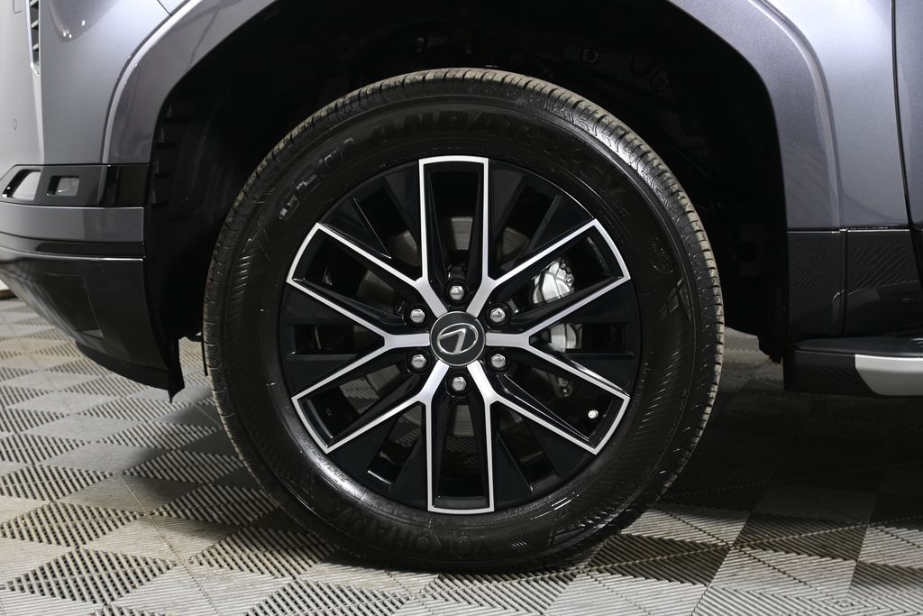 Thumbnail: 2025 Lexus GX - 12