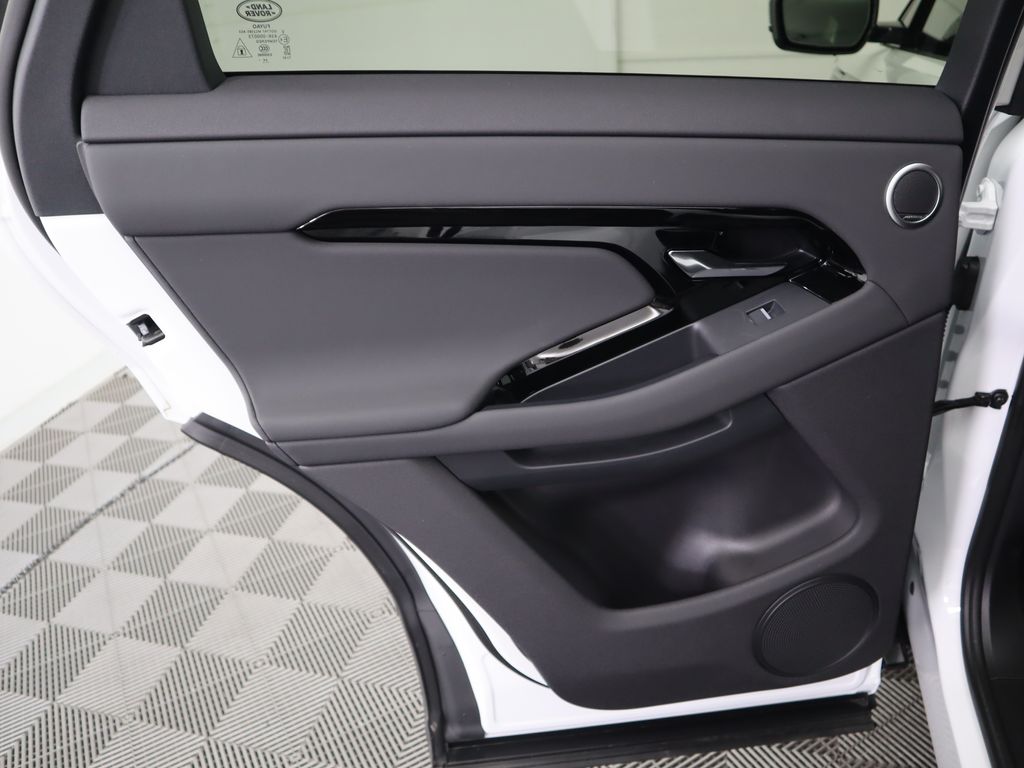 2026 Land Rover Range Rover Evoque S 26