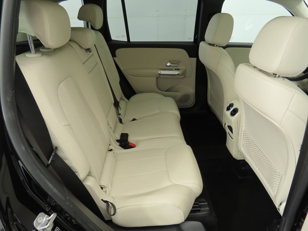 Thumbnail: 2023 Mercedes-Benz GLB - 22