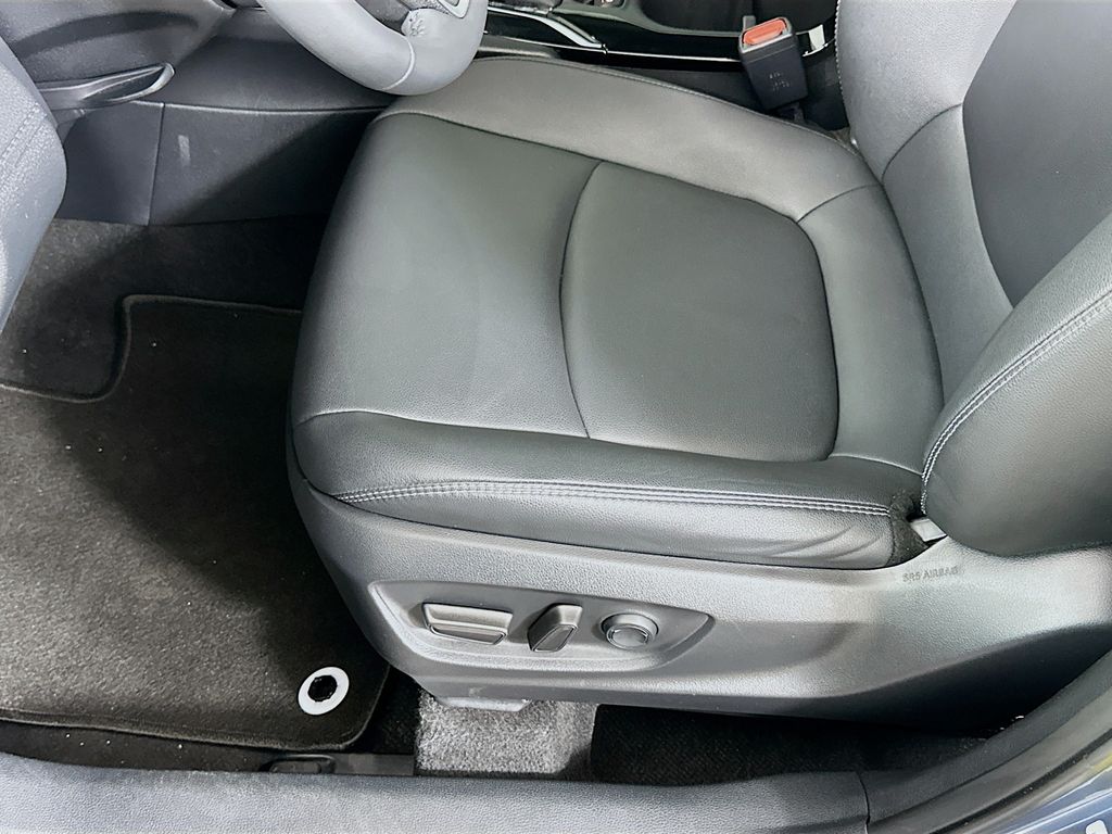 Thumbnail: 2024 Toyota Corolla Cross - 19