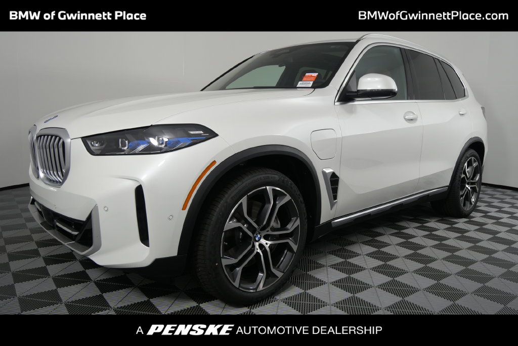 Thumbnail: 2026 BMW X5 - 1