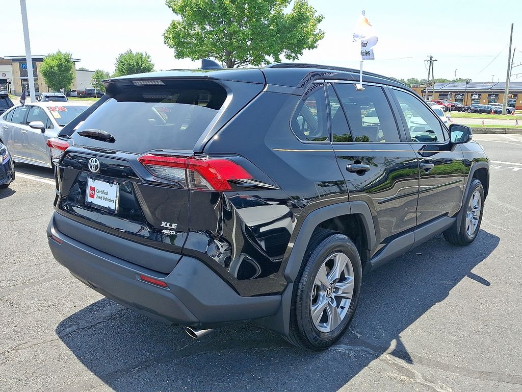 Thumbnail: 2024 Toyota RAV4 - 6