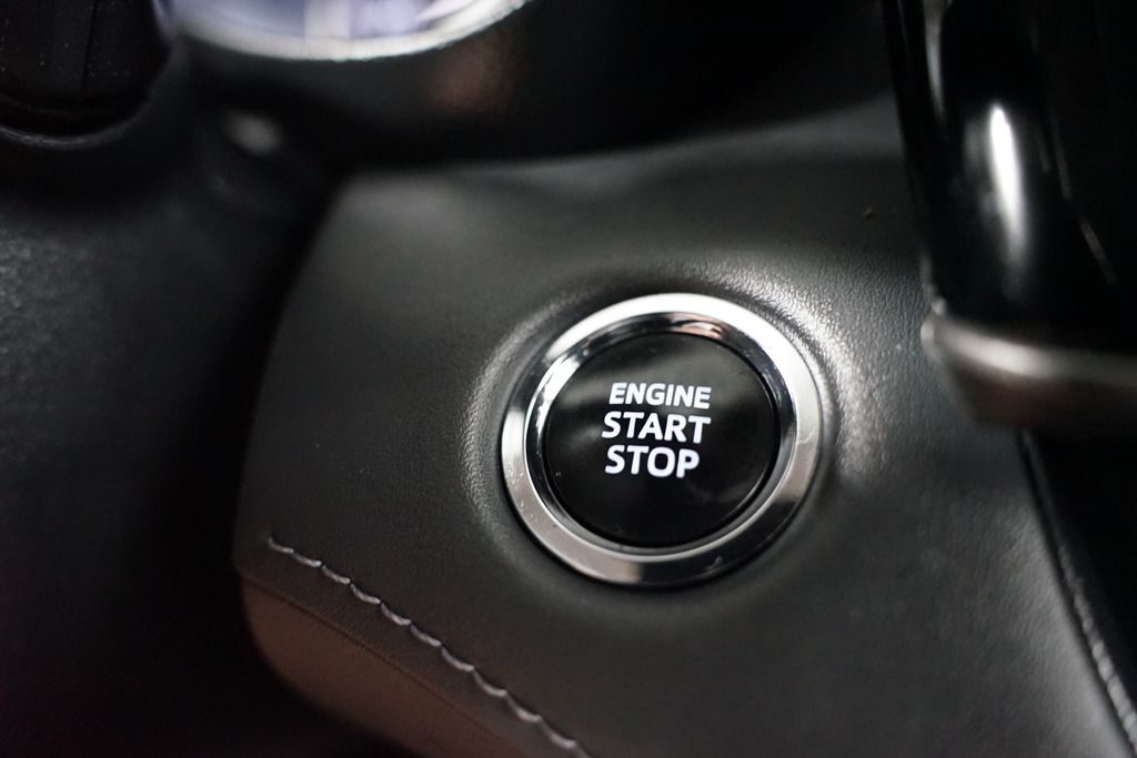 Thumbnail: 2023 Toyota Highlander - 24