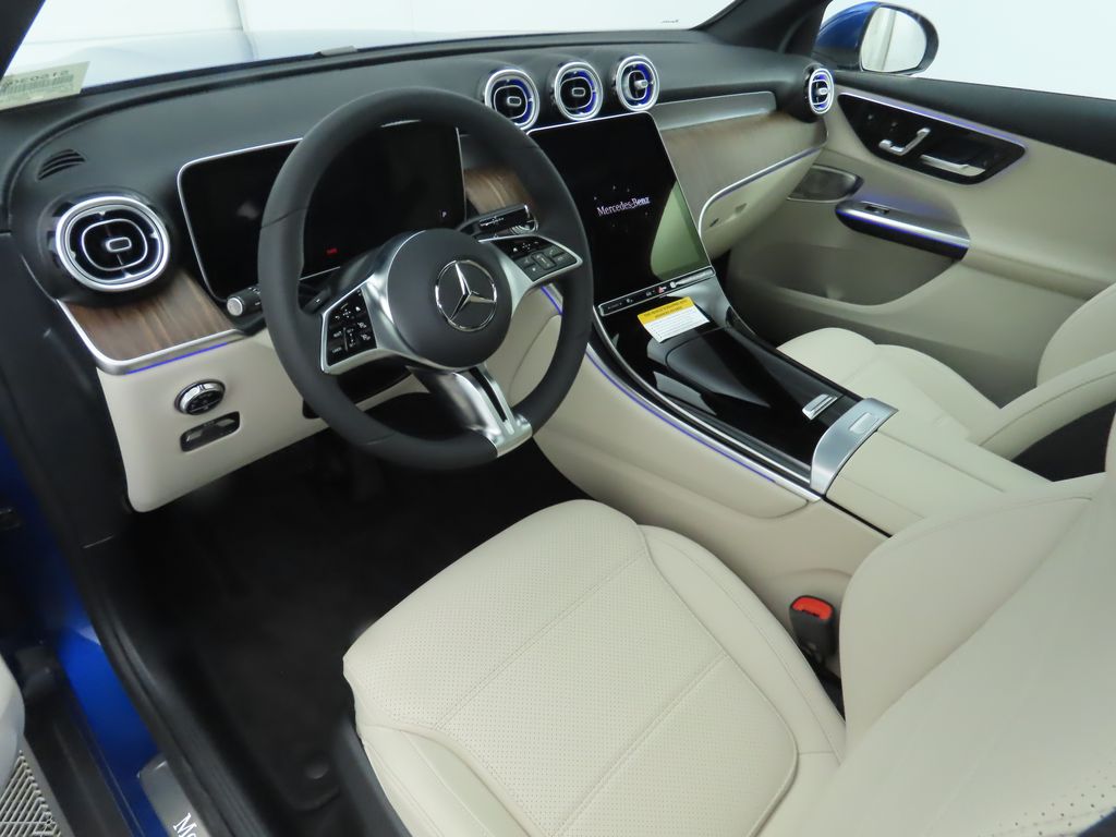 Thumbnail: 2026 Mercedes-Benz GLC - 9