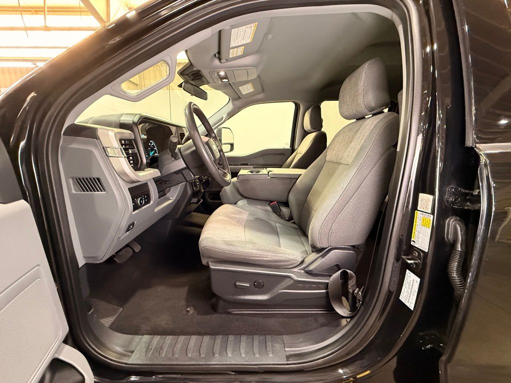 2024 Ford F-250SD XLT