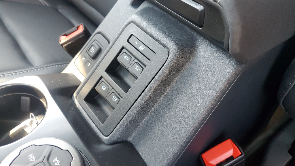 New 2025 Green Ford Badlands image 38