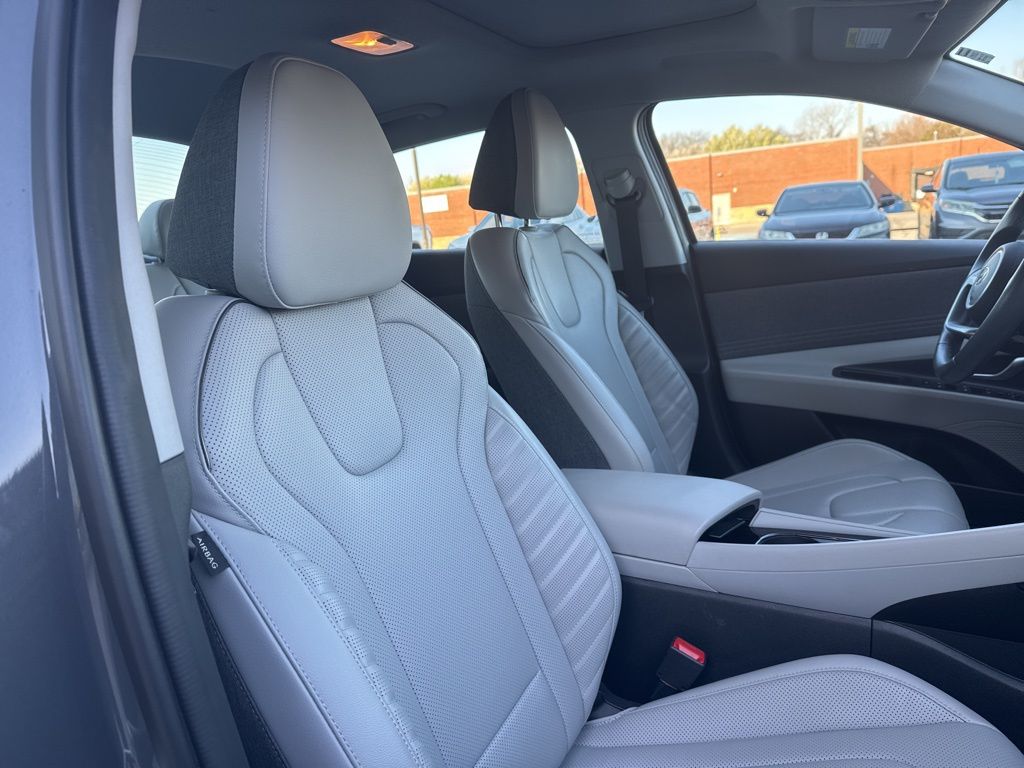 2024 Hyundai Elantra