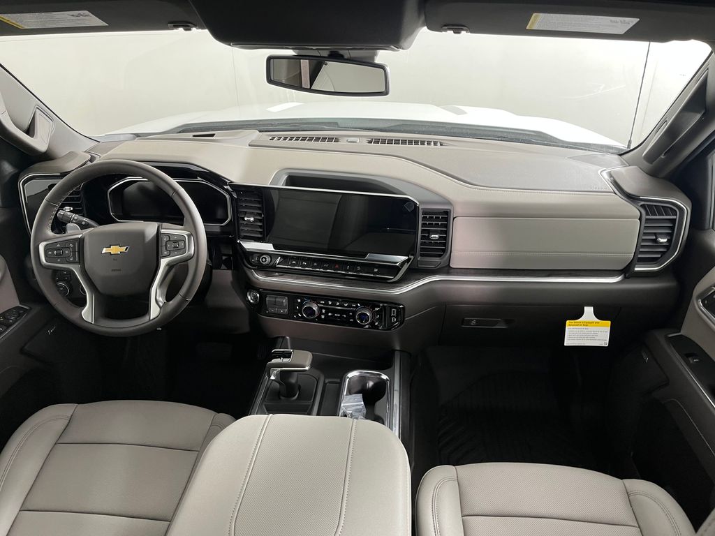 Thumbnail: 2026 Chevrolet Silverado 1500 - 16