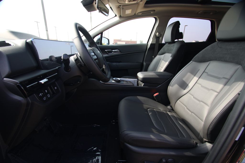 New 2027 Kia Sportage Hybrid SUV