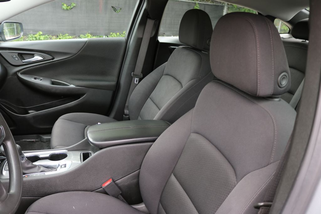 Used Car 2024 Chevrolet Malibu  Lt For Sale Under $25,000 In Austin, Texas