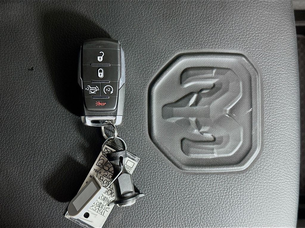 New 2025 Gray Ram Laramie 14in image 20