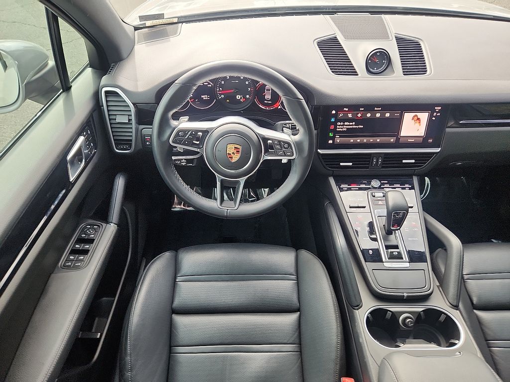 Thumbnail: 2023 Porsche Cayenne - 11