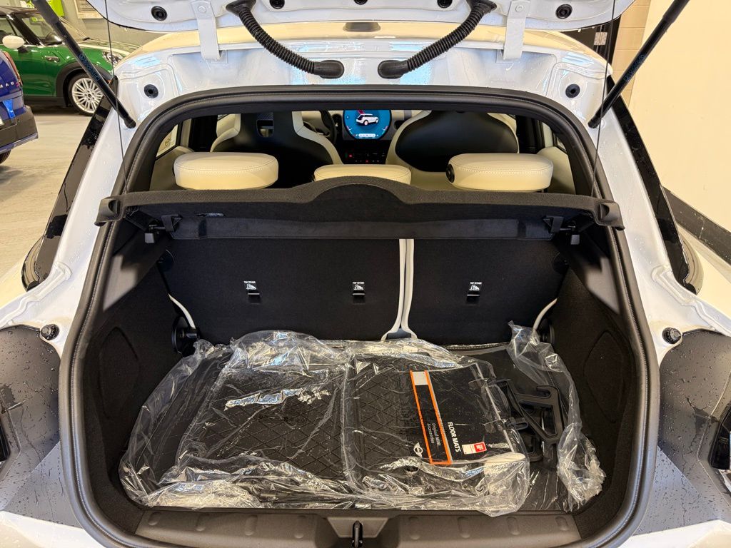 Thumbnail: 2025 MINI Cooper Hardtop - 23