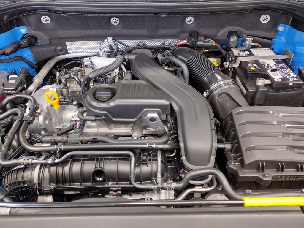 2025 Volkswagen Taos 1.5T SEL