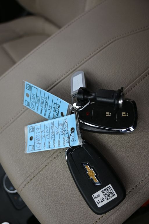 Used 2023 Summit White Chevrolet LS image 21