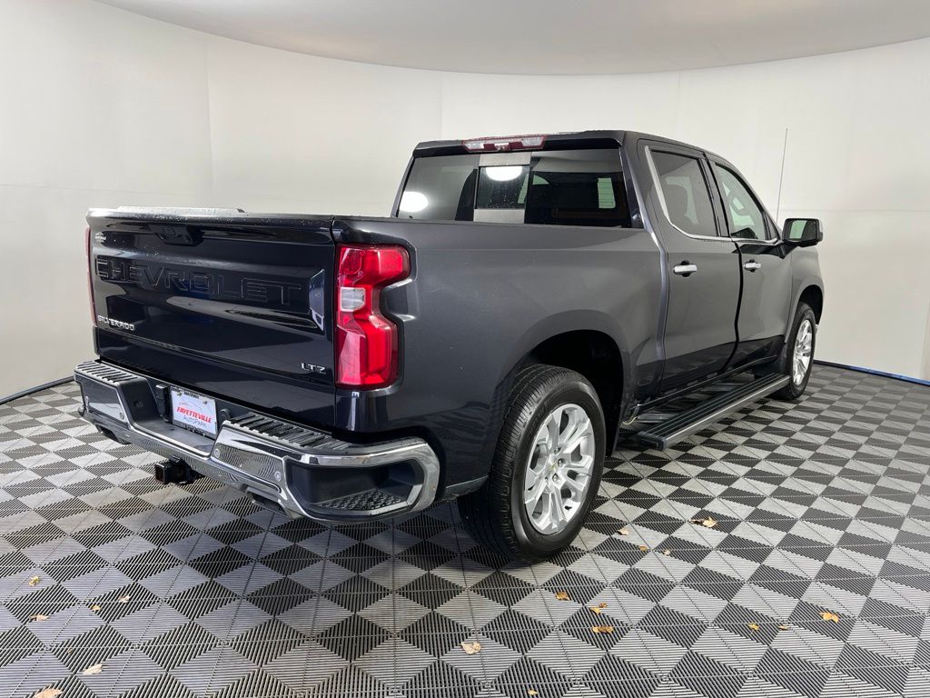 Thumbnail: 2023 Chevrolet Silverado 1500 - 5