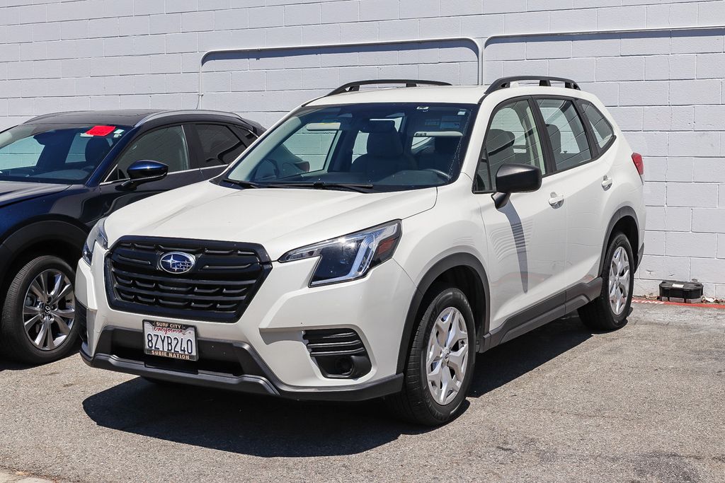 Crystal White Pearl 2022 Subaru Forester SUV / Crossover All-Wheel Drive Continuously Variable Transmission