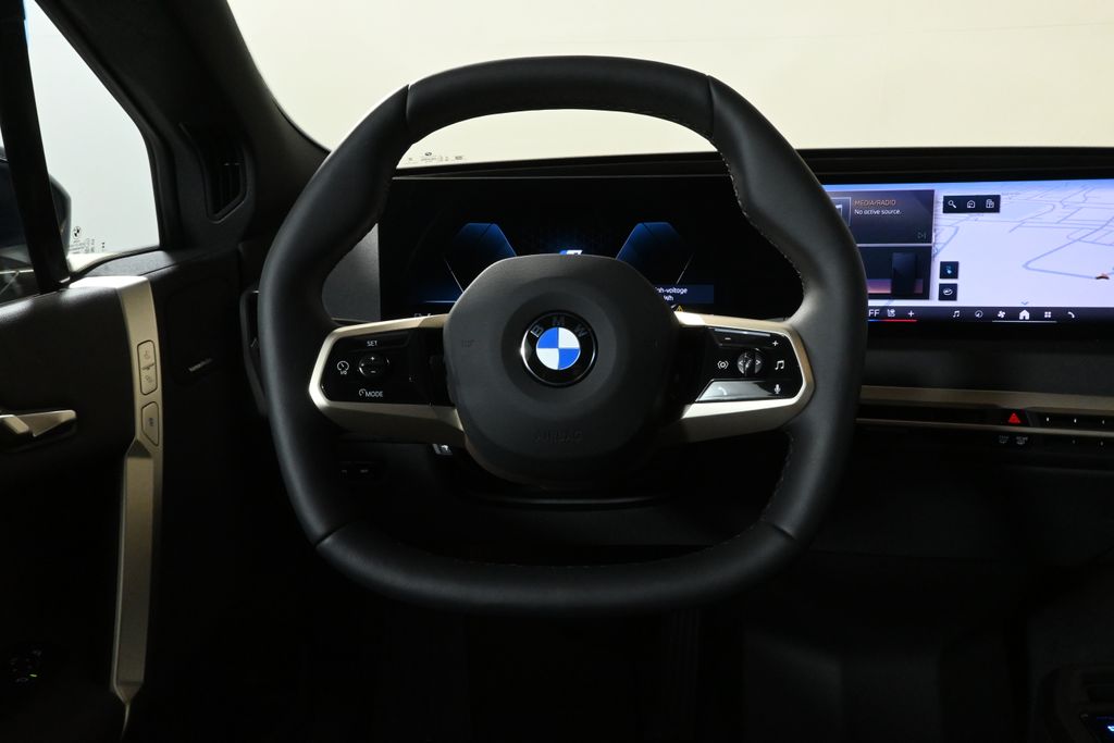 Thumbnail: 2026 BMW iX - 18