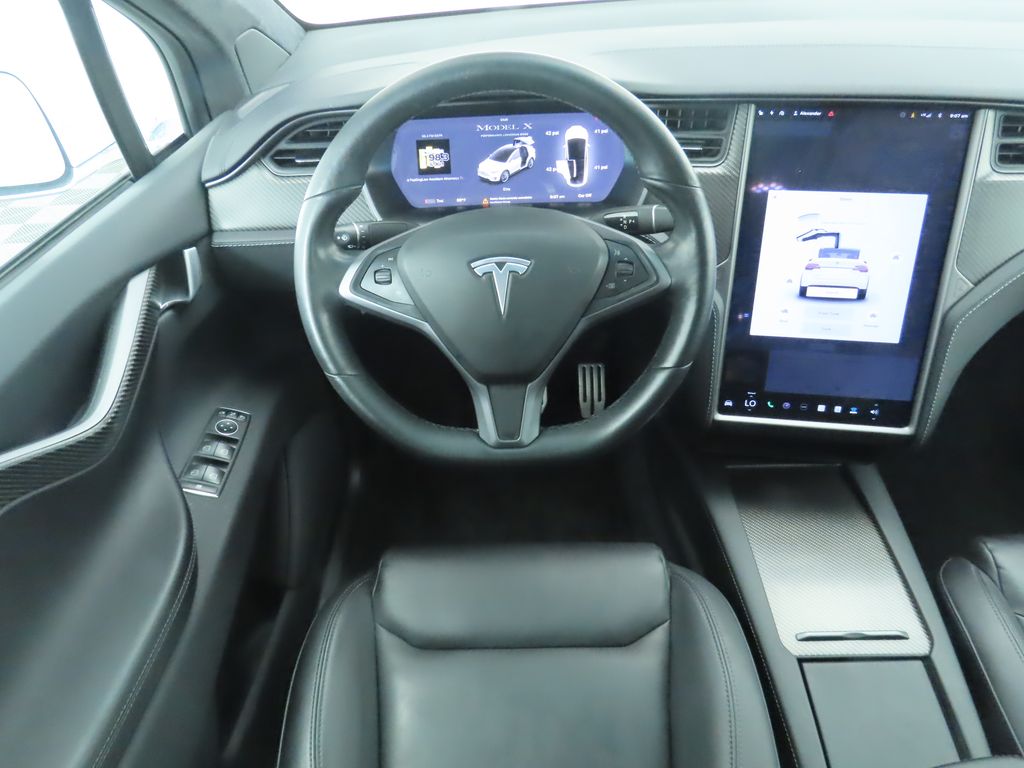 Thumbnail: 2020 Tesla Model X - 18