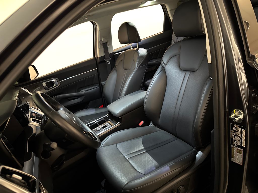 Certified Used 2022 Gray Kia SX image 18