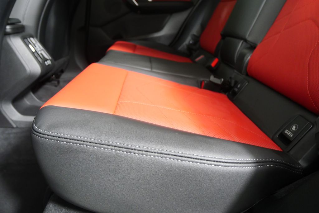 Thumbnail: 2025 BMW X2 - 14