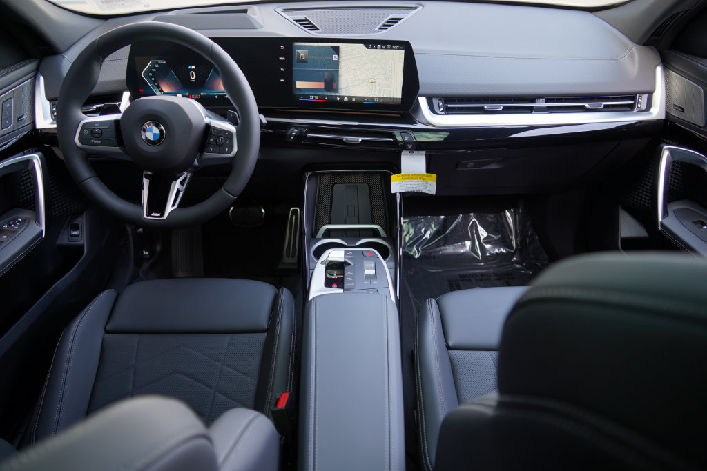 Thumbnail: 2027 BMW X2 - 19