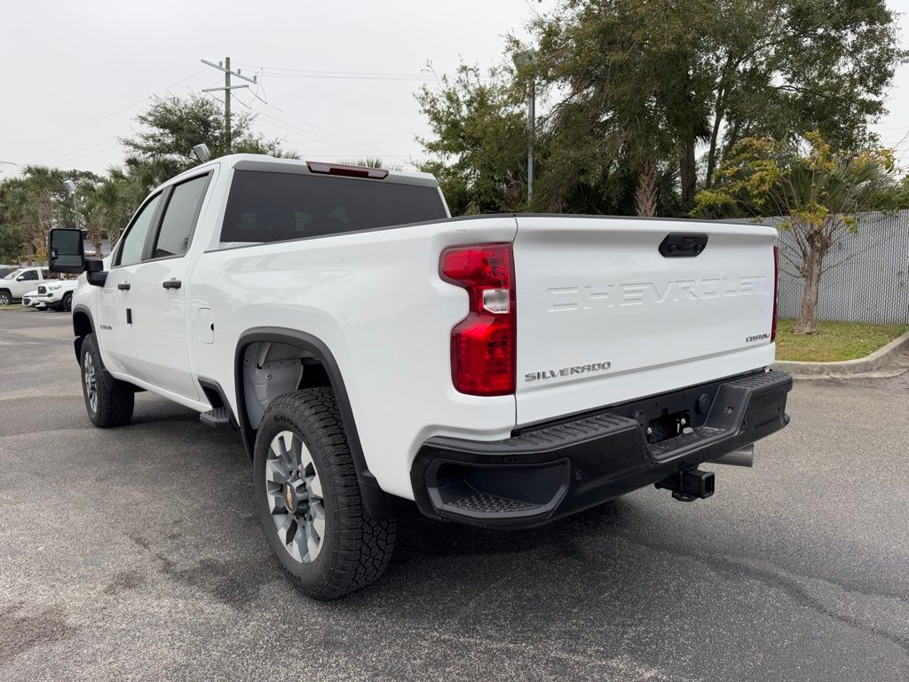 2025 Chevrolet Silverado 2500HD Custom 6