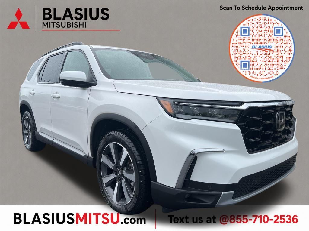 2023 Honda Pilot Touring AWD