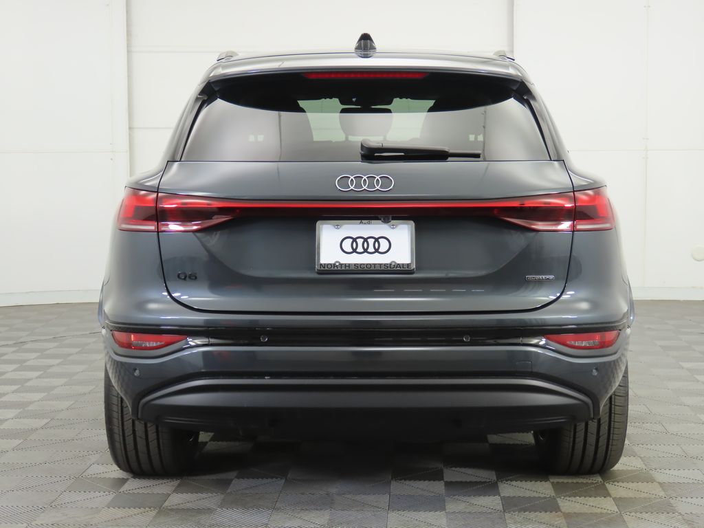 Thumbnail: 2025 Audi Q6 e-tron - 6