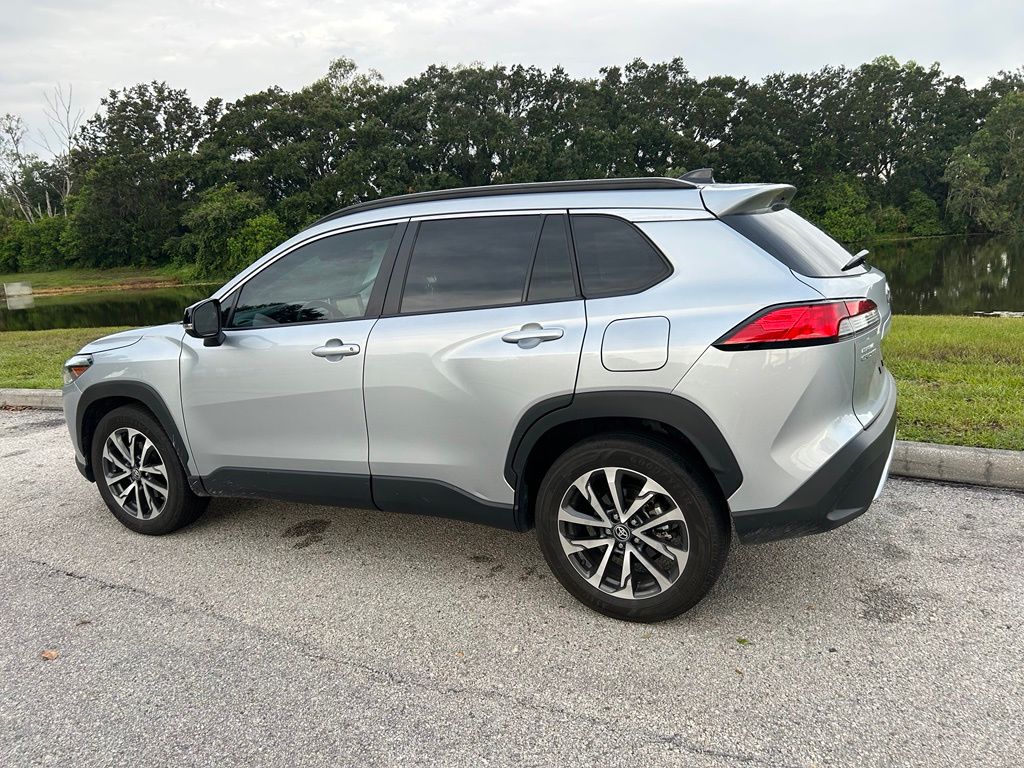 Thumbnail: 2025 Toyota Corolla Cross - 4