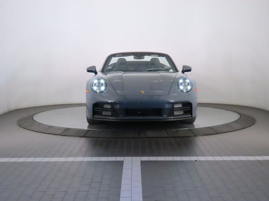 Thumbnail: 2025 Porsche 911 - 18