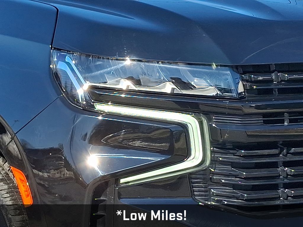 2023 Chevrolet Suburban RST - 10