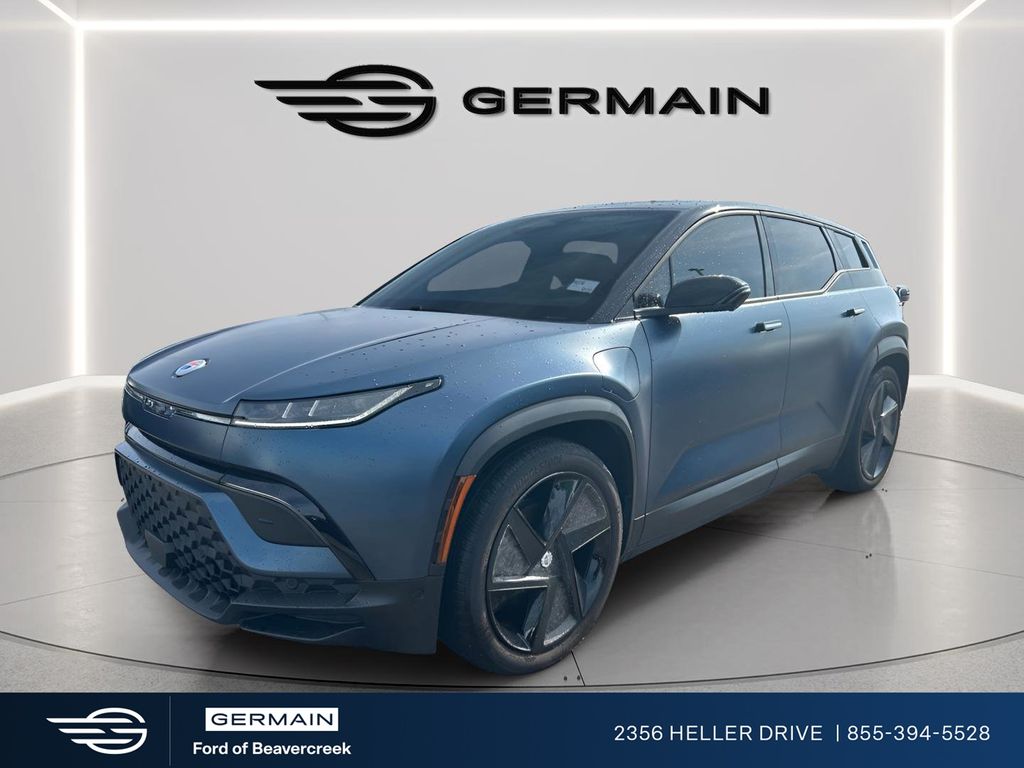 View vehicle photo 3